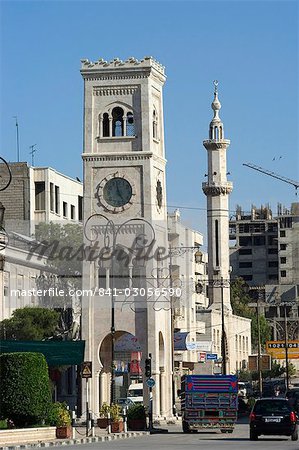 Turmuhr und Moschee-Minarett, Hama, Syrien, Naher Osten