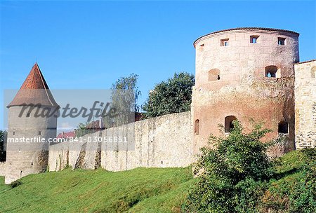 Certains des bastions gothique du XIVe siècle de Bardejov dans les murs qui entourent la vieille ville, Bardejov, patrimoine mondial de l'UNESCO, région de Presov, Slovaquie, Europe