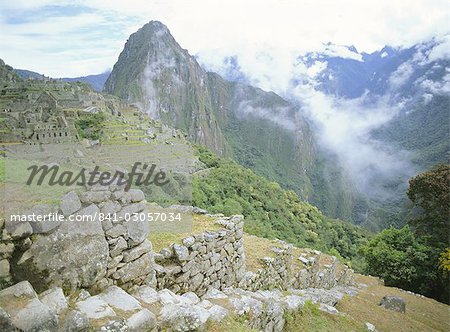 Inca ruins, Machu Picchu, UNESCO World Heritage Site, Peru, South America Inca ruins, Machu Picchu, UNESCO World Heritage Site, Peru, South America