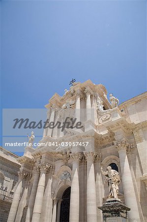 Baroque Cathedral, built inside the ancient Greek Temple of Athena, Syracuse, Sicily, Italy, Europe