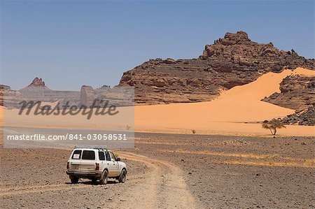 Wadi Teshuinat, Akakus, Sahara desert, Fezzan, Libya, North Africa, Africa