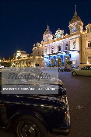 Place du Casino, à la tombée de la nuit, Monte Carlo, Monaco, Europe