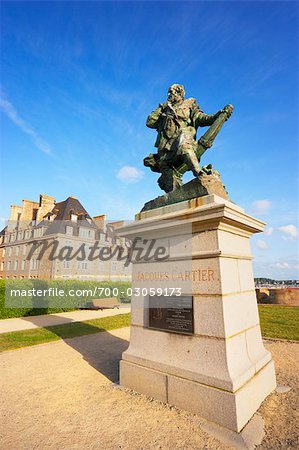 Statue of Jacques Cartier on Ramparts, St Malo, Ille-et-Vilaine, Brittany, France