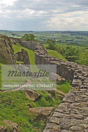 Roman Wall along edge of Wallcrags, looking west, Hadrians Wall, UNESCO World Heritage Site, Northumbria, England, United Kingdom, Europe