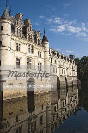 Château de Chenonceau spiegelt sich in den Fluss Cher, Indre-et-Loire, Pays De La Loire, Frankreich, Europa