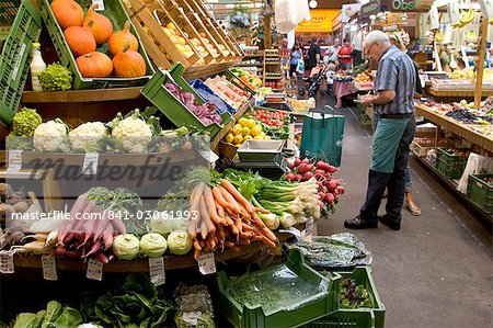 La Markthalle (marché couvert), Stuttgart, Bade Wurtemberg, Allemagne, Europe