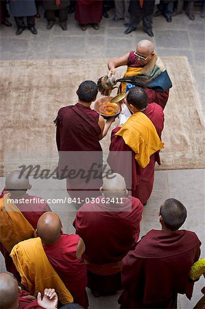 Cérémonie bouddhiste tibétain pour célébrer le nouvel an (Lhosar), Samtenling monastère, la Bodhnath, Katmandou, Népal, Asie