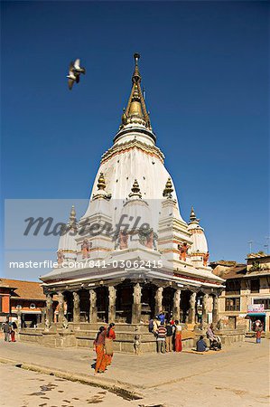 The shikra (shikara) style temple that is the winter residence of the Rato Machendranath, a carved figure of a Hindu deity, Bungamati, Kathmandu valley, Nepal, Asia