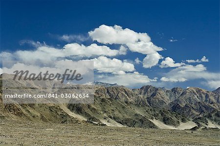 Vallée de l'indus et gamme de Ladakh, Tikse (Tiksay), Ladakh, Himalaya indien, Inde, Asie
