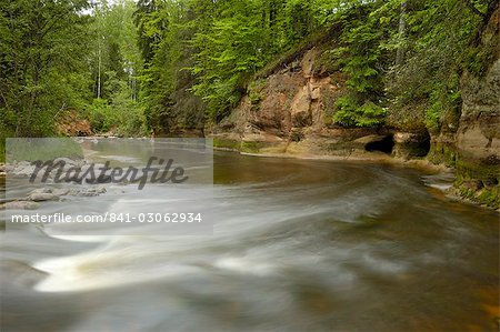 Fluss Amata Gauja Nationalpark Lettland Baltikum Europa Stockbilder Masterfile Lizenzpflichtiges Kunstlerverzeichnis Robertharding Bildnummer 841