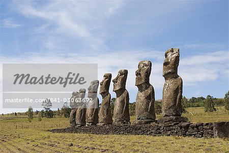 Ahu Akivi, UNESCO World Heritage Site, Easter Island (Rapa Nui), Chile, South America