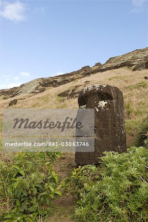 Carrière de moai, volcan de Rano Raraku, patrimoine mondial de l'UNESCO, l'île de Pâques (Rapa Nui), Chili, Amérique du Sud