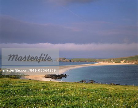 St. Ninian's Isle tombolo, connecting St Ninian to Mainland, South Mainland, Shetland Islands, Scotland, United Kingdom, Europe