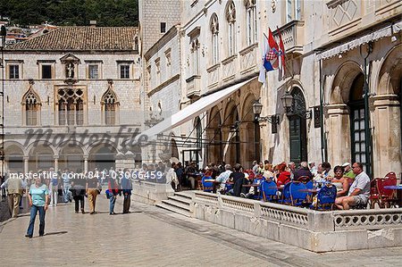 Freibad, Restaurants, Lusa Square, Dubrovnik, Süddalmatien, Kroatien, Europa