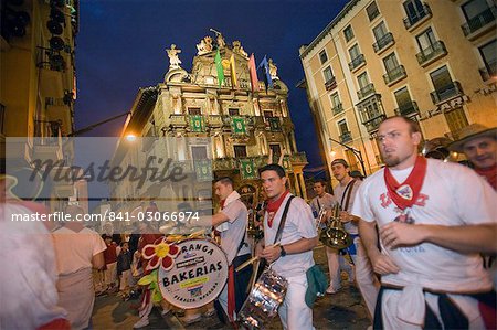 Clubs parade, San Fermin festival, Pamplona, Navarra, Euskadi, Spain, Europe