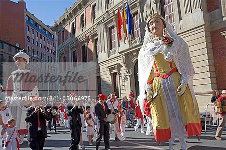 Grosses têtes pour les enfants (Cabezones), festival de San Fermin, Pampelune, Navarre, pays basque, Espagne, Europe