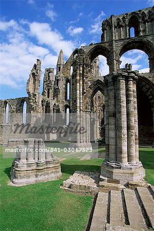 Ruins of Whitby Abbey, founded by St. Hilda in 657AD, Whitby, Yorkshire, England, United Kingdom, Europe