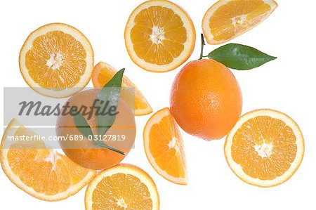 Orangen, Früchte und Scheiben