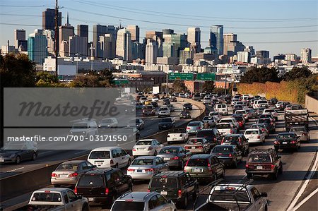 Voitures sur autoroute, San Francisco, Californie, USA