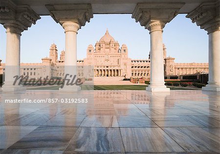 Die Fassade eines Palastes, Umaid Bhawan Palace Jodhpur, Rajasthan, Indien