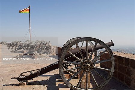 Alte Kanonen in ein Fort Mehrangarh Fort, Jodhpur, Rajasthan, Indien