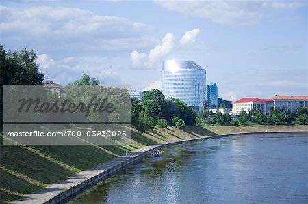 Vue de la rivière Neris, Vilnius, Lituanie