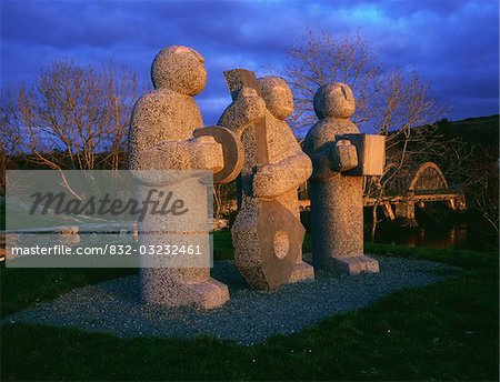 Kenmare, Ring of Kerry, Co Kerry, Ireland;  Musicians Sculpture