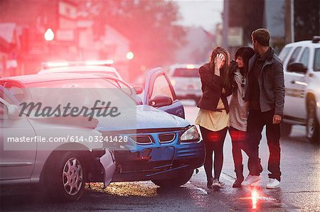 Jeunes impliqués dans un accident de voiture