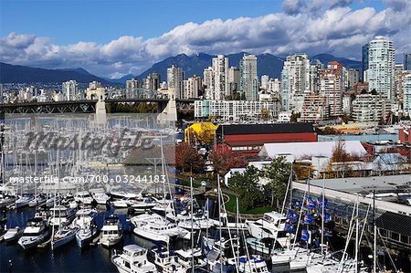 Vue du centre-ville de Vancouver depuis Granville Street Bridge, Colombie-Britannique, Canada