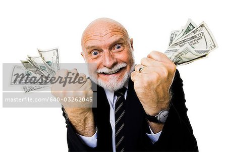 Aufgeregt, älterer Mann mit Geld