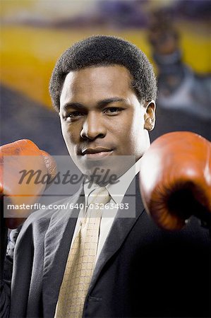 Homme d'affaires de boxe