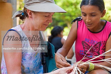 Ökotourismus Venture unterstützt durch ausländische Hilfe im kleinen Dorf am Ufer des Tapajos River, ein Nebenfluss des Amazonas in der Amazonas Region, Brasilien