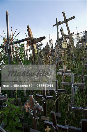 Lituanien-cimetière, Croix en bois