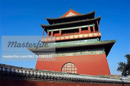 China, Peking. Der Drum Tower - Ming Dynastie höher 1273 markieren das Zentrum der alten mongolischen Hauptstadt erbaut.