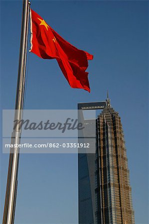China, Shanghai. Jin Mao Tower und des World Financial Center in Pudong