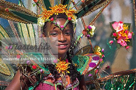 Farbenfrohe Kostüme in der Notting Hill Carnival.