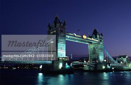 The Tower Bridge crossing the River Thames in central London. The bridge designed by Sir Horace Jones and built in 1894,was designed as a drawbridge to allow ships to pass through.