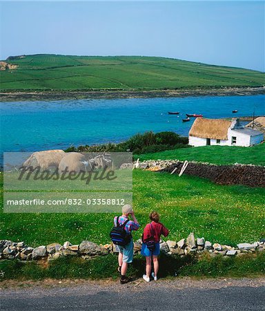 Clifden, Co. Galway, Irland; Wandern entlang der Sky Road