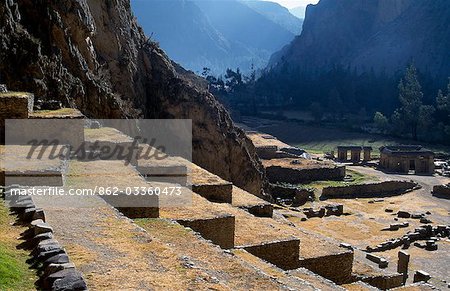 Terraces at Ollantaytambo Terraces at Ollantaytambo