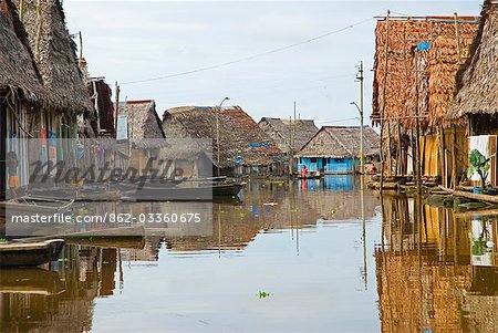 Pérou, Amazon, Amazon River. Le village flottant de Belen, Iquitos.