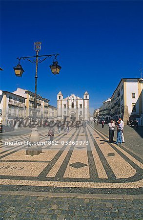 Portugal,Alentejo,Evora. Praca do Giraldo,the main plaza in the centre of Evora. Evora is included in UNESCO's World Heritage list.