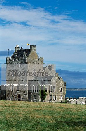 Comme tour, ancienne demeure de Caithness en Écosse du clan Sinclair