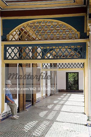 Le Palais de la Bahia fut la résidence du Grand Vizir à la fin du XIXe siècle. Son opulence a suscité l'envie du Sultan, qui avait le palais pillé à la mort du vizir.