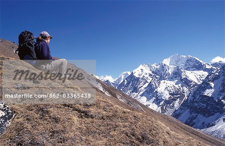 Looking towards cannelé Peak (6387m) sur les pentes du Cherko Ri