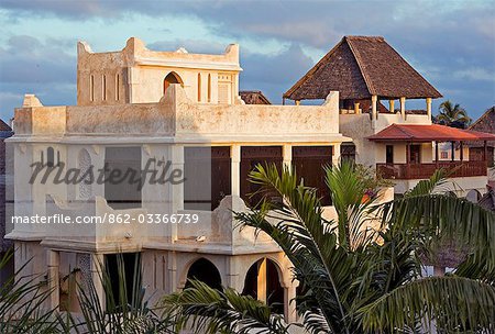 Insel Lamu, Kenia Shela. Moderne Häuser am Shela im traditionellen Stil erbaut.