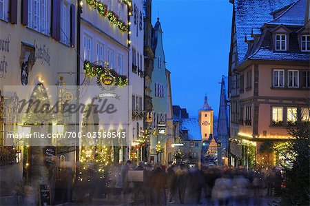 Marché décorés pour Noël, Rothenburg ob der Tauber, Bavière, Allemagne