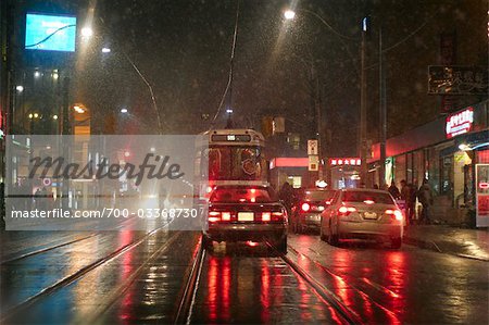 Tramway à l'Intersection de la rue Dundas et Spadina Avenue, Chinatown, Toronto, Ontario, Canada