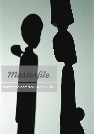 Sculptures africaines traditionnelles silhouette