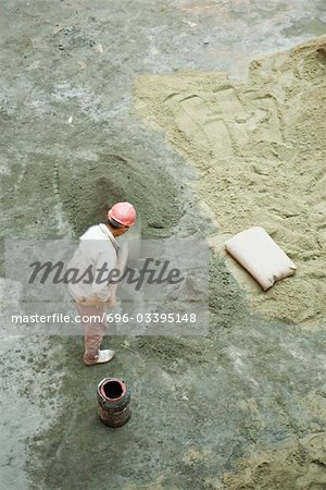 Arbeiter an der Baustelle, erhöhte Ansicht