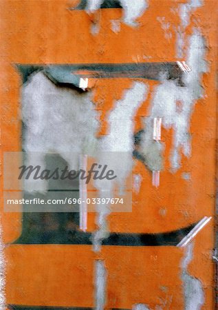 E, texte, imprimées, déchiré E, texte, imprimées, déchiré